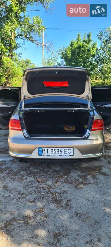 Седан Volkswagen Passat 2014 в Кременчуці