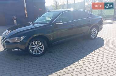Седан Volkswagen Passat 2016 в Тячеві