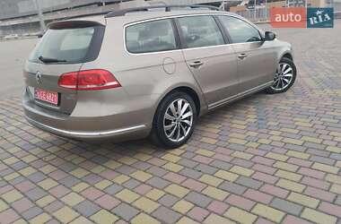 Універсал Volkswagen Passat 2012 в 