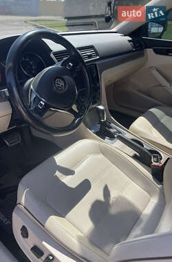 Седан Volkswagen Passat 2016 в 