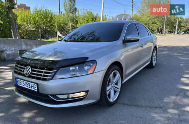 Седан Volkswagen Passat 2013 в Николаеве