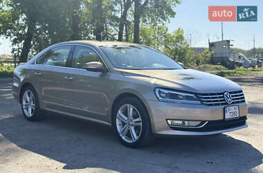Седан Volkswagen Passat 2015 в 