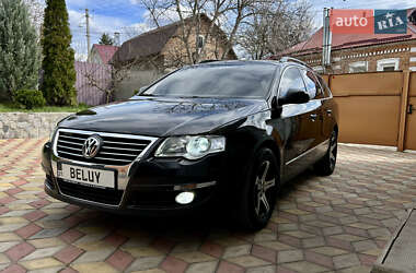 Универсал Volkswagen Passat 2010 в Валках