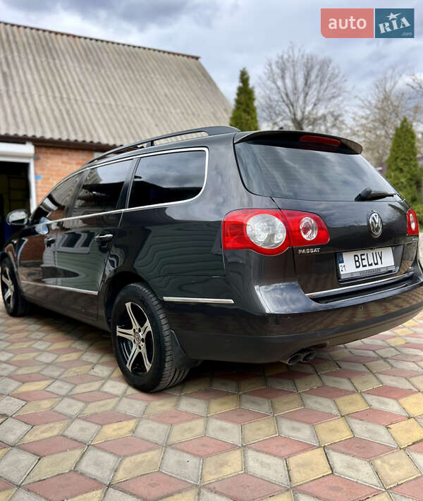 Універсал Volkswagen Passat 2010 в Валках