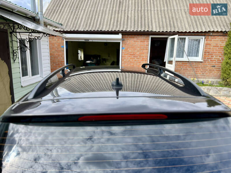 Універсал Volkswagen Passat 2010 в Валках