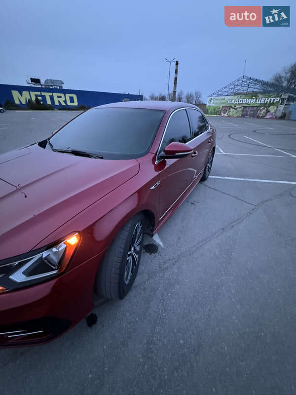 Седан Volkswagen Passat 2016 в Днепре фото 3 Седан Volkswagen Passat 2016 в Днепре