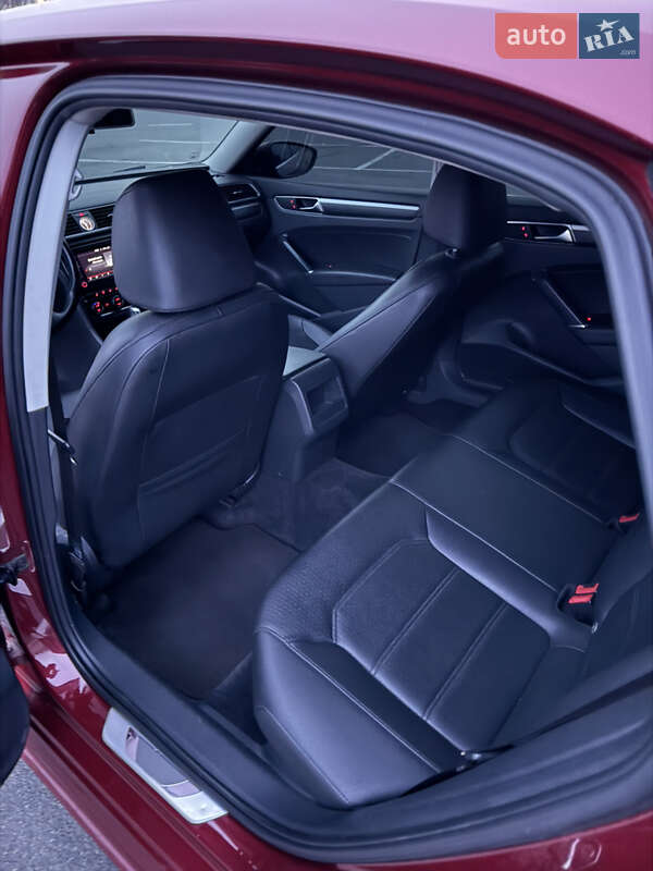 Седан Volkswagen Passat 2016 в Днепре фото 10 Седан Volkswagen Passat 2016 в Днепре