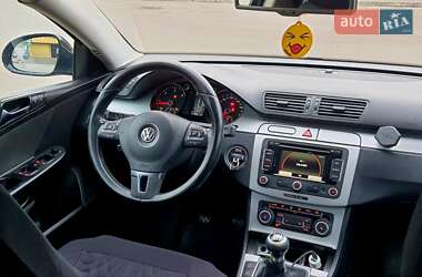 Универсал Volkswagen Passat 2009 в 