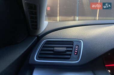 Универсал Volkswagen Passat 2012 в 