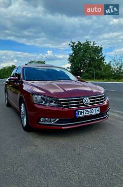 Седан Volkswagen Passat 2016 в 