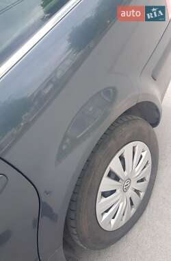 Универсал Volkswagen Passat 2001 в 
