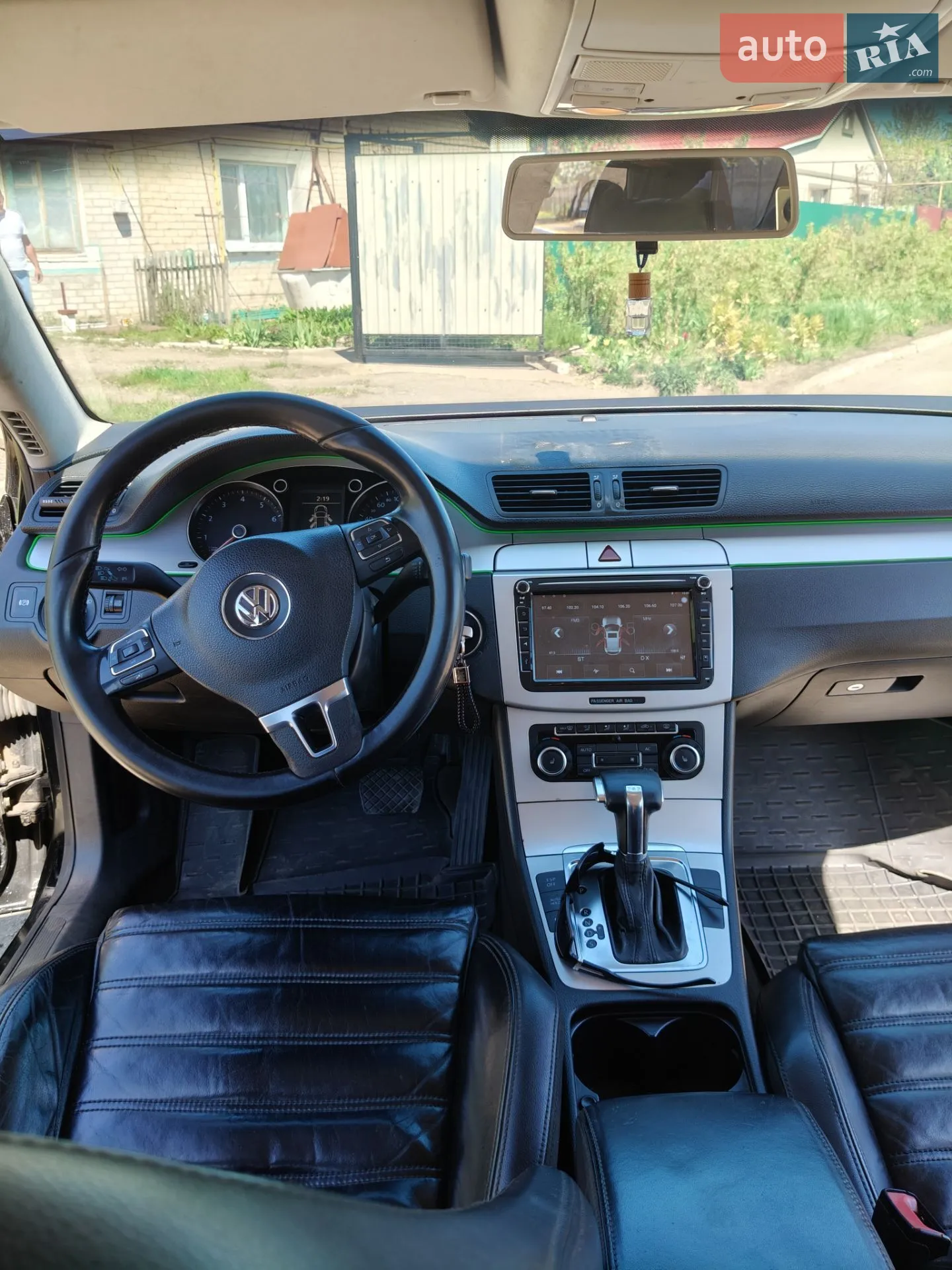 2010 Volkswagen Passat - мініатюра 3