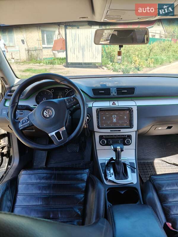Универсал Volkswagen Passat 2010 в Вольнянске