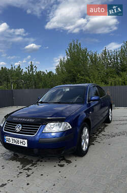 Седан Volkswagen Passat 2003 в 