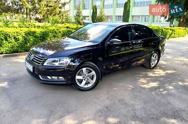 Седан Volkswagen Passat 2011 в Тульчине
