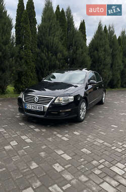 Седан Volkswagen Passat 2005 в Самборі