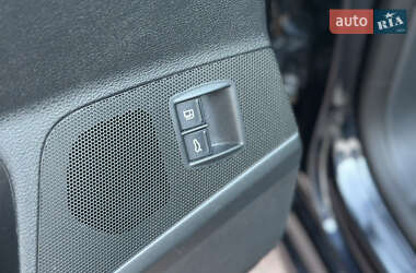 Універсал Volkswagen Passat 2009 в 