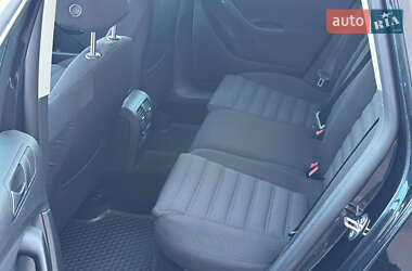 Універсал Volkswagen Passat 2009 в 