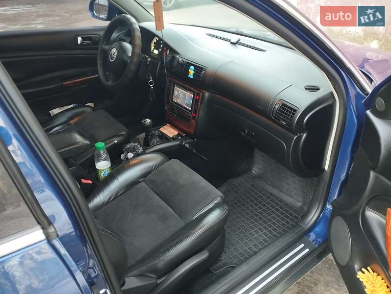 Универсал Volkswagen Passat 2002 в Житомире