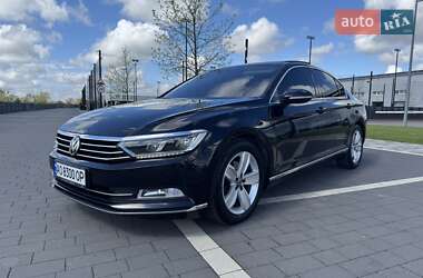 Седан Volkswagen Passat 2016 в Мукачево
