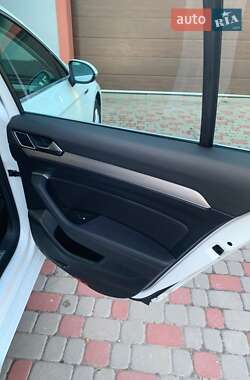 Универсал Volkswagen Passat 2016 в 