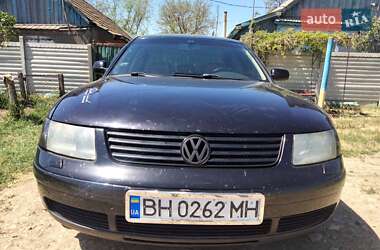 Седан Volkswagen Passat 1997 в 