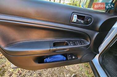 Седан Volkswagen Passat 2001 в 