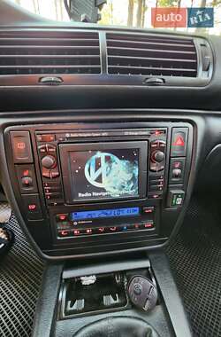 Седан Volkswagen Passat 2001 в 