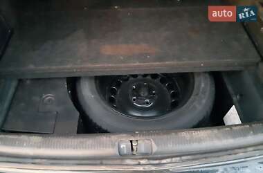 Універсал Volkswagen Passat 2011 в 