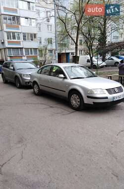 Седан Volkswagen Passat 2001 в 