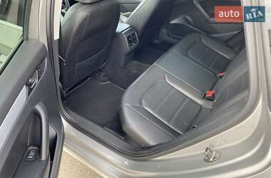 Седан Volkswagen Passat 2012 в 