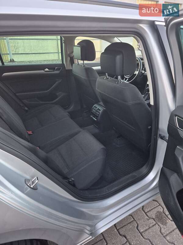 Универсал Volkswagen Passat 2014 в Мукачево