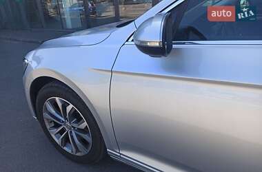 Универсал Volkswagen Passat 2017 в 