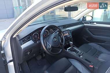 Универсал Volkswagen Passat 2017 в 