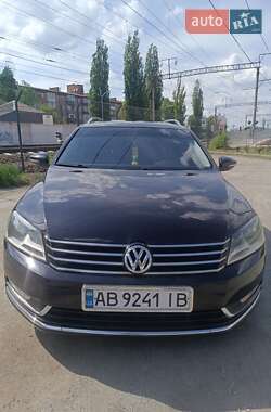 Універсал Volkswagen Passat 2012 в Жмеринці