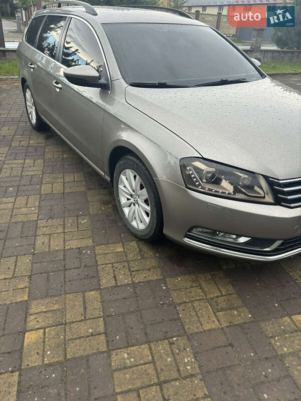 Универсал Volkswagen Passat 2013 в Самборе