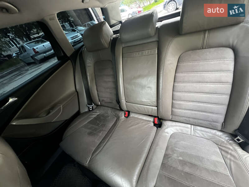 Універсал Volkswagen Passat 2005 в Львові