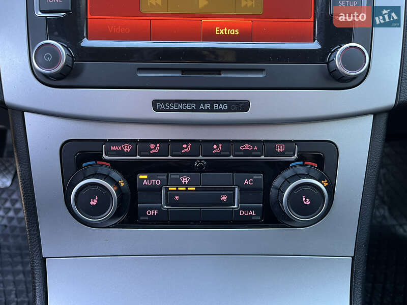 Универсал Volkswagen Passat 2010 в Львове