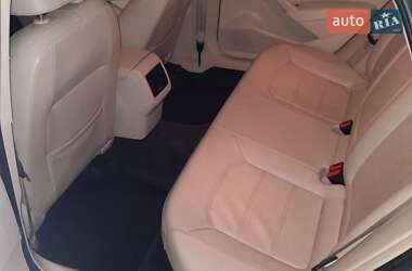 Седан Volkswagen Passat 2012 в 