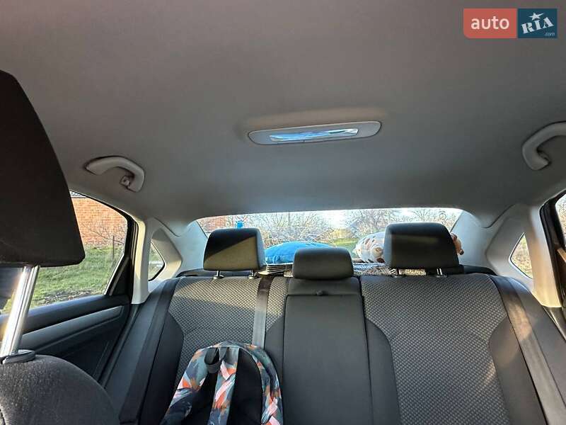 Седан Volkswagen Passat 2015 в Полтаве
