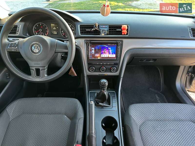 Седан Volkswagen Passat 2015 в Полтаве