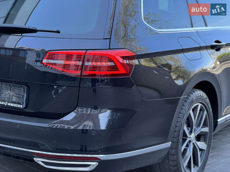 Універсал Volkswagen Passat 2019 в Вінниці