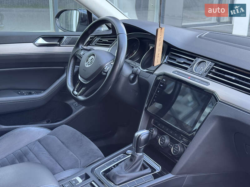 Універсал Volkswagen Passat 2019 в Вінниці
