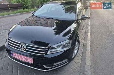 Универсал Volkswagen Passat 2011 в Луцке