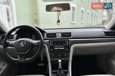 Седан Volkswagen Passat 2016 в 