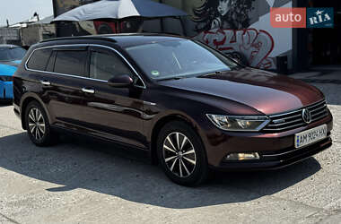 Универсал Volkswagen Passat 2016 в Житомире