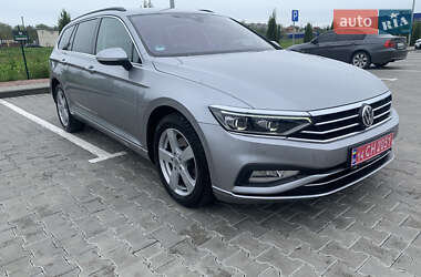 Універсал Volkswagen Passat 2020 в 