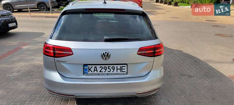 Универсал Volkswagen Passat 2018 в Киеве