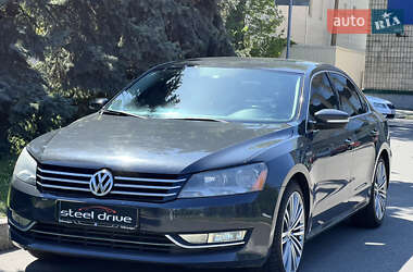 Седан Volkswagen Passat 2014 в Миколаєві
