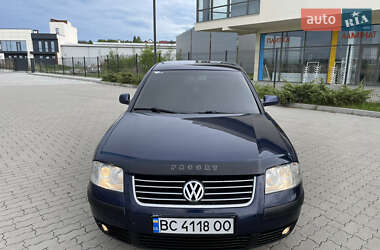 Седан Volkswagen Passat 2002 в 